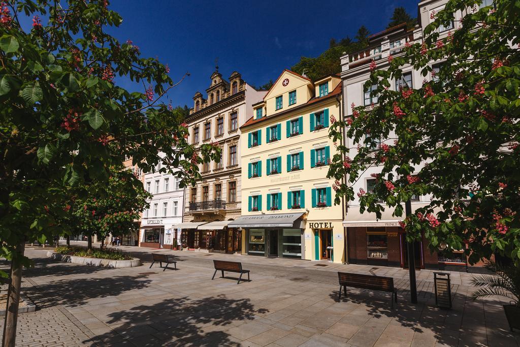 Hotel Maltezsky Kriz Karlovy Vary Exterior photo